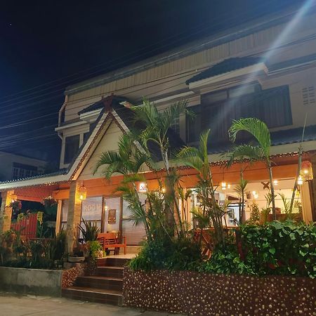 Tr Guesthouse Sukhothai Exterior foto